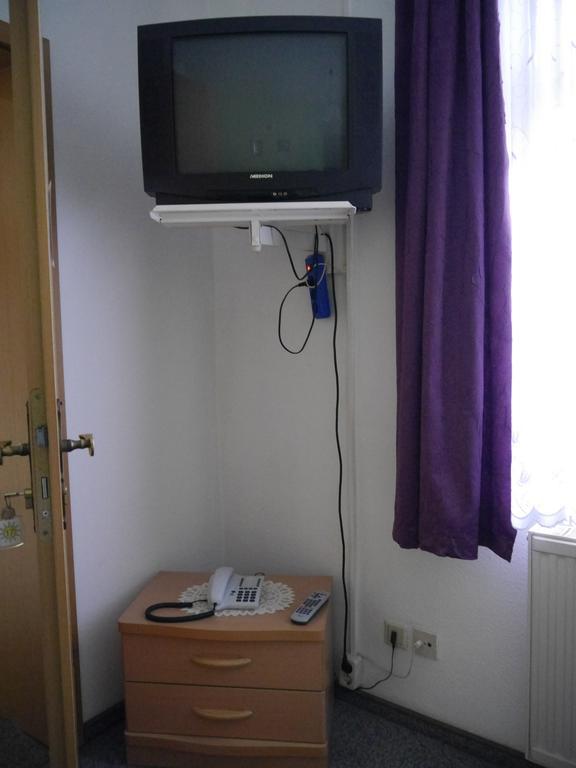 Hotel Zur Sonne Cottbus Kamer foto
